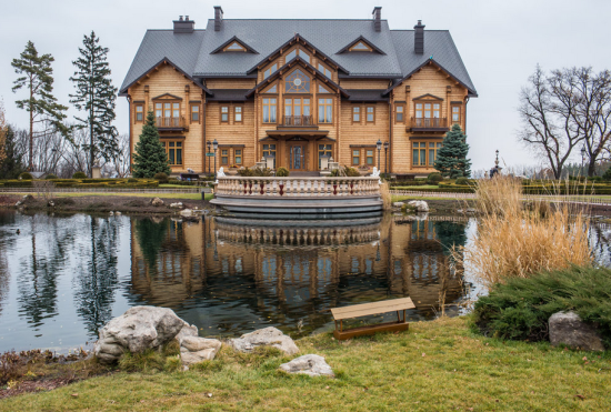 乌前总统奢华私人庄园“充公”变博物馆