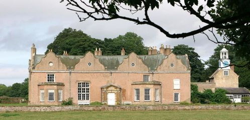 桑菲尔德庄园 简·爱的灵魂炼狱与重生之地